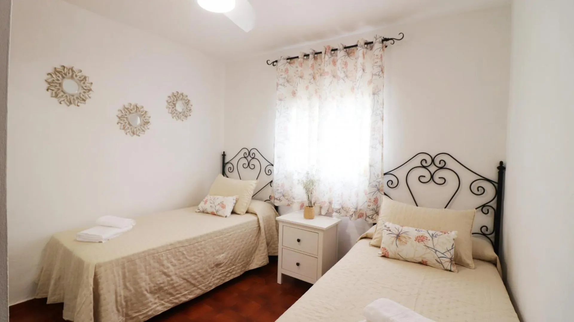 Villa El Barco Spainsunrentals 1200 Nerja Spain